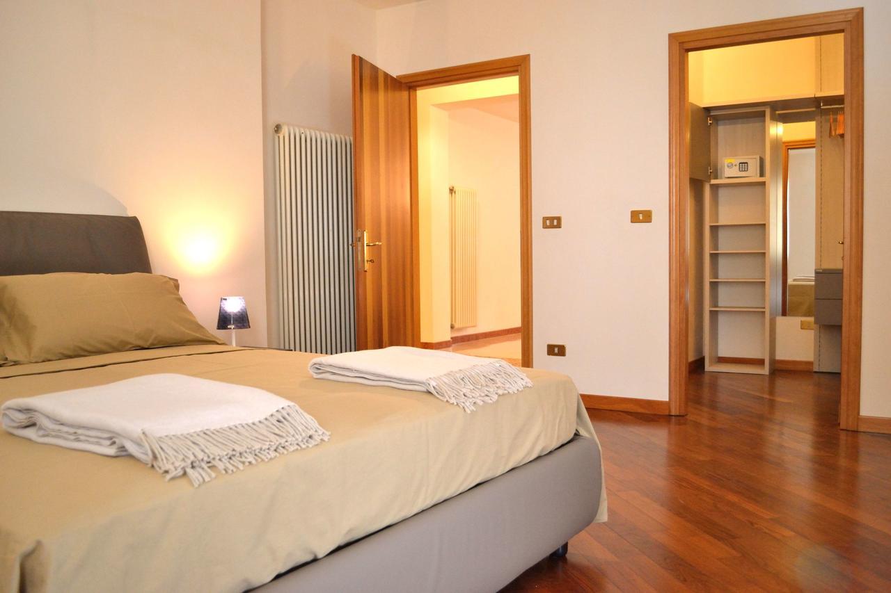 Portico Oscuro Deluxe Apartment - Centro Citta Τρεβίζο Εξωτερικό φωτογραφία